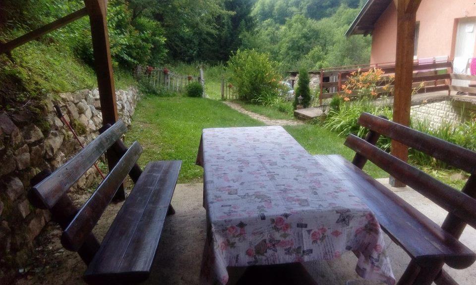 Turisticki Kompleks - Montana Tjentiste Bagian luar foto